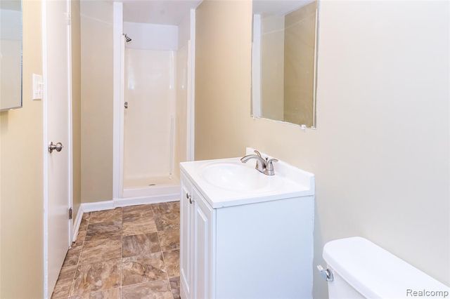 5383 N Henderson Road, Update, MI 48423