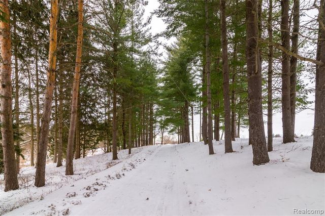 5383 N Henderson Road, Update, MI 48423