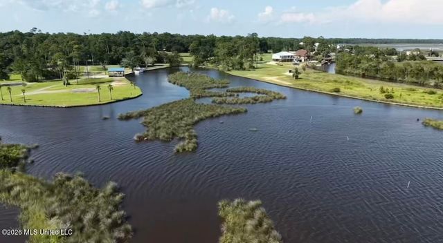 5629 Shore Drive, Ocean Springs, MS 39564