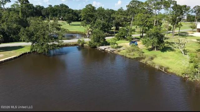 5629 Shore Drive, Ocean Springs, MS 39564