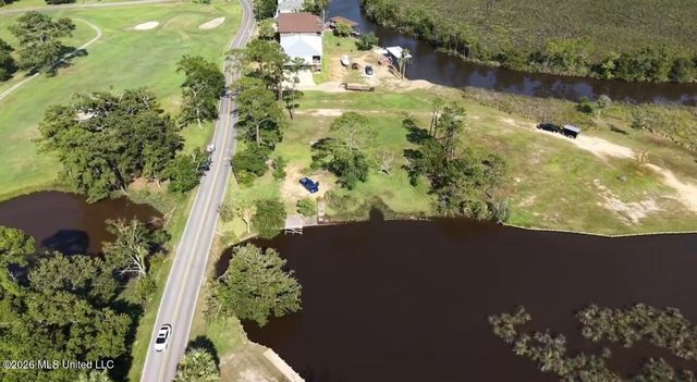 5629 Shore Drive, Ocean Springs, MS 39564