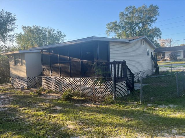 142 WINSTON AVENUE, Lake Wales, FL 33853