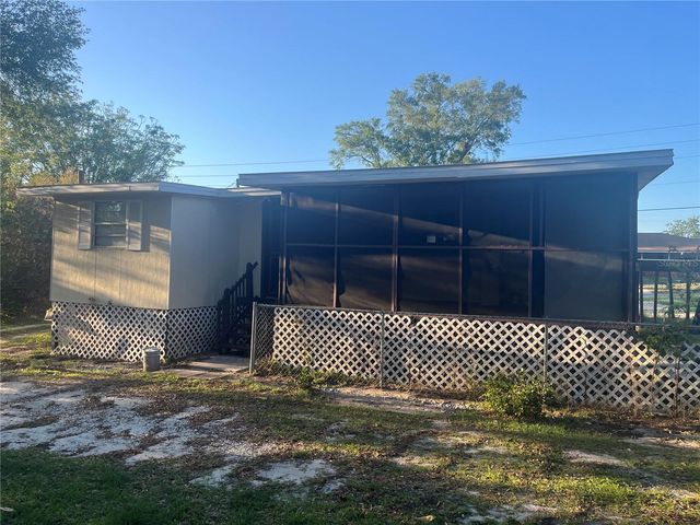 142 WINSTON AVENUE, Lake Wales, FL 33853