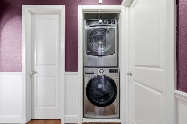 9403 Thornberry Lane, Dallas, TX 75220