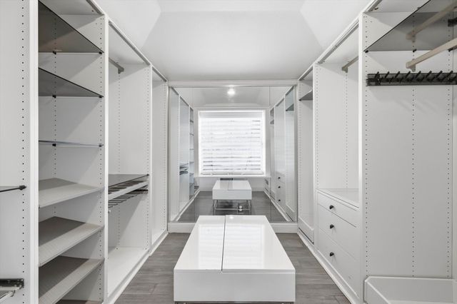 9403 Thornberry Lane, Dallas, TX 75220