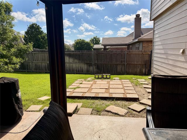 10336 Bradshaw Drive, Fort Worth, TX 76108