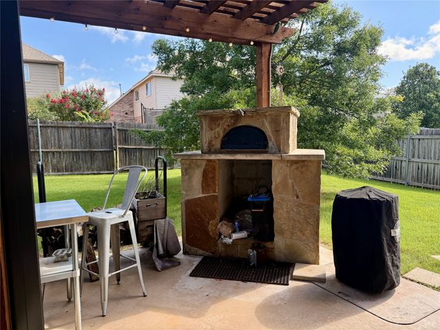 10336 Bradshaw Drive, Fort Worth, TX 76108