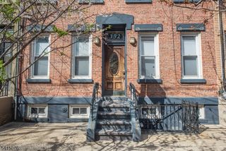 352 7Th St 6, Jersey City, NJ 07302