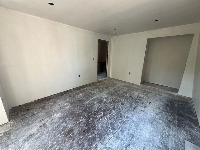 395 W 4th Street 2, Boston, MA 02127