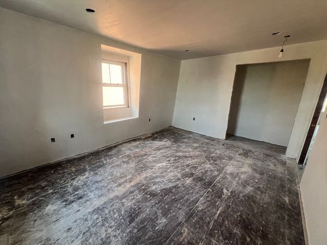395 W 4th Street 2, Boston, MA 02127