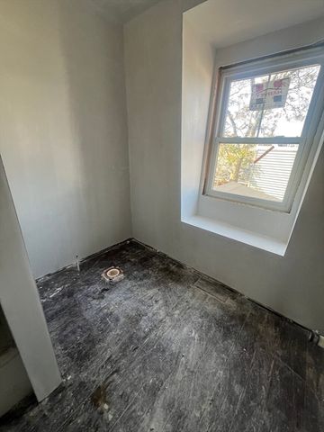 395 W 4th Street 2, Boston, MA 02127