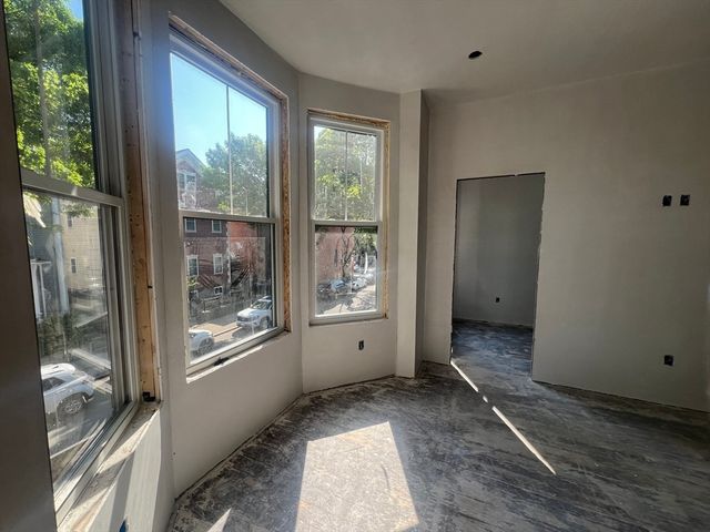 395 W 4th Street 2, Boston, MA 02127