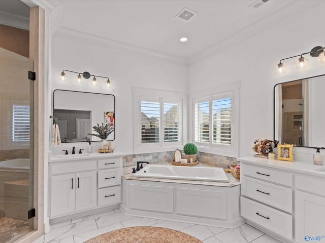 17400 Lochaber Drive, Athens, AL 35613