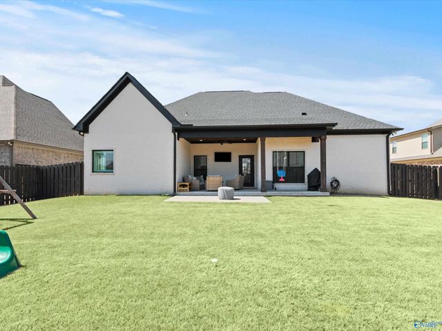 17400 Lochaber Drive, Athens, AL 35613