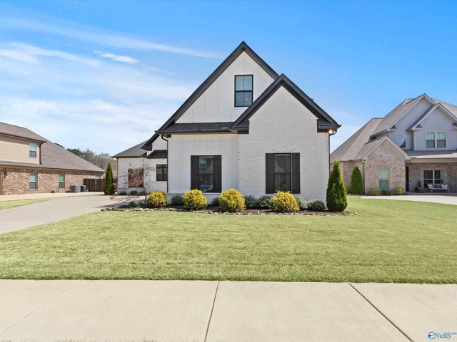 17400 Lochaber Drive, Athens, AL 35613