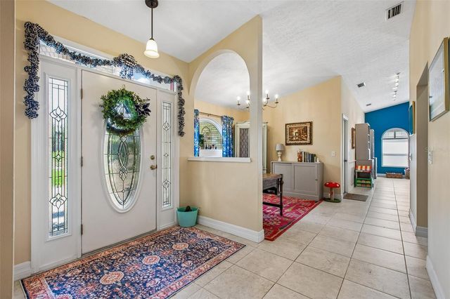 3949 APPLETREE DRIVE, Valrico, FL 33594
