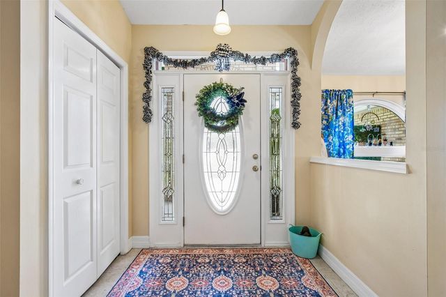 3949 APPLETREE DRIVE, Valrico, FL 33594