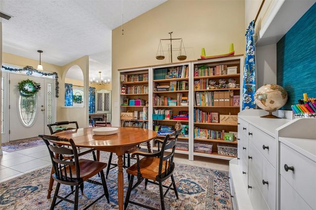 3949 APPLETREE DRIVE, Valrico, FL 33594