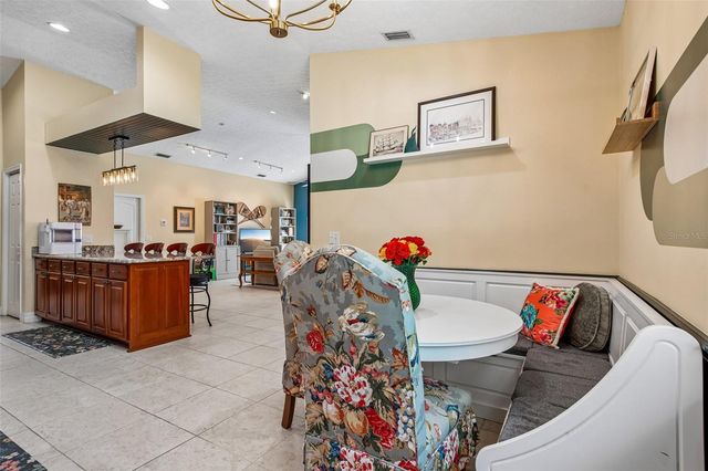 3949 APPLETREE DRIVE, Valrico, FL 33594