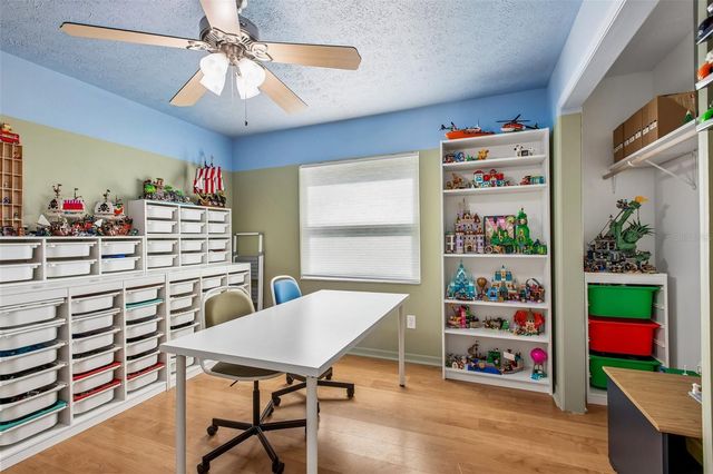 3949 APPLETREE DRIVE, Valrico, FL 33594