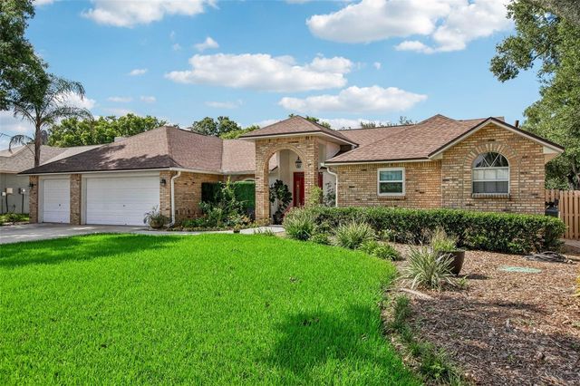 3949 APPLETREE DRIVE, Valrico, FL 33594