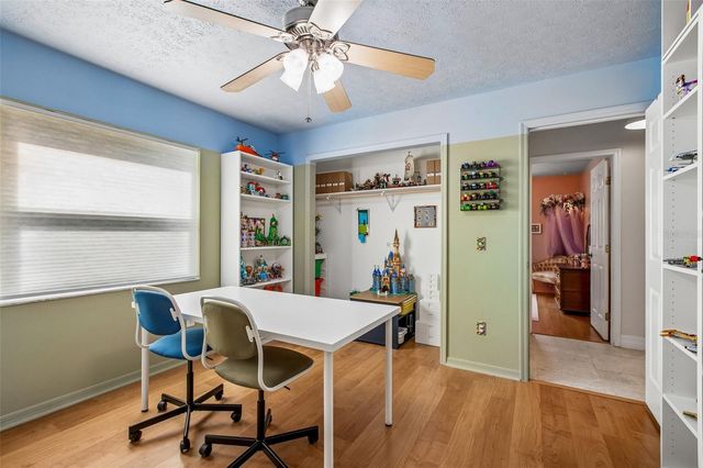 3949 APPLETREE DRIVE, Valrico, FL 33594