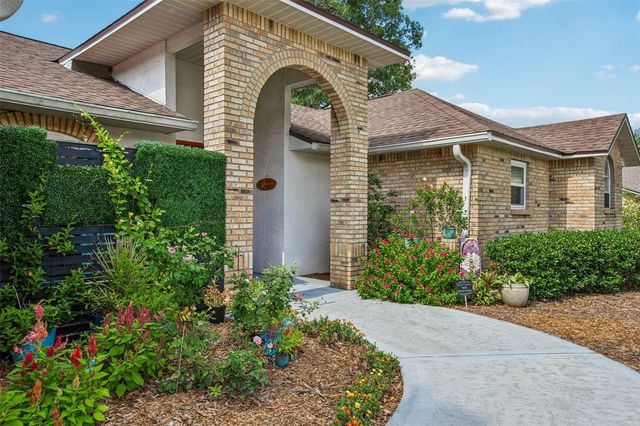 3949 APPLETREE DRIVE, Valrico, FL 33594