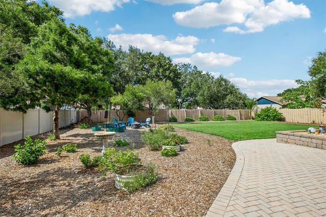 3949 APPLETREE DRIVE, Valrico, FL 33594