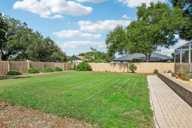 3949 APPLETREE DRIVE, Valrico, FL 33594