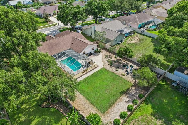 3949 APPLETREE DRIVE, Valrico, FL 33594