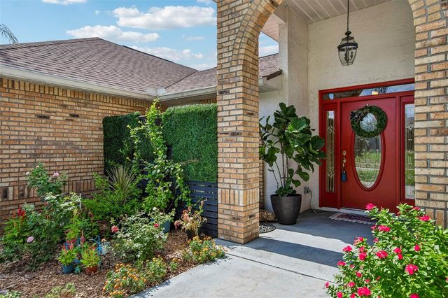 3949 APPLETREE DRIVE, Valrico, FL 33594