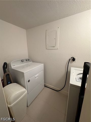 12658 Kenwood LN B, Fort Myers, FL 33907