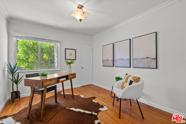 6131 Lockhurst Drive, Woodland Hills (los Angeles), CA 91367