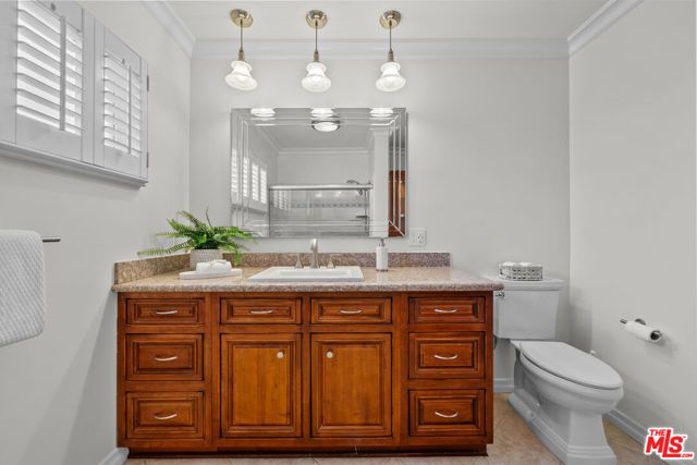 6131 Lockhurst Drive, Woodland Hills (los Angeles), CA 91367