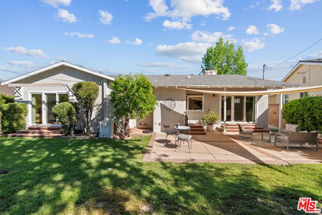 6131 Lockhurst Drive, Woodland Hills (los Angeles), CA 91367