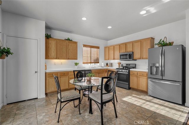 1001 Curlew Street, Perris, CA 92571