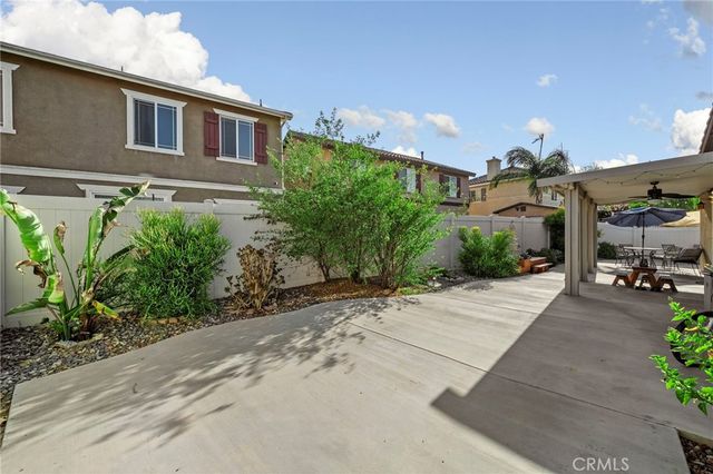 1001 Curlew Street, Perris, CA 92571