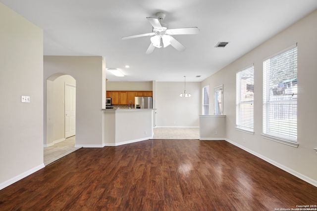 21822 Hyerwood, San Antonio, TX 78259