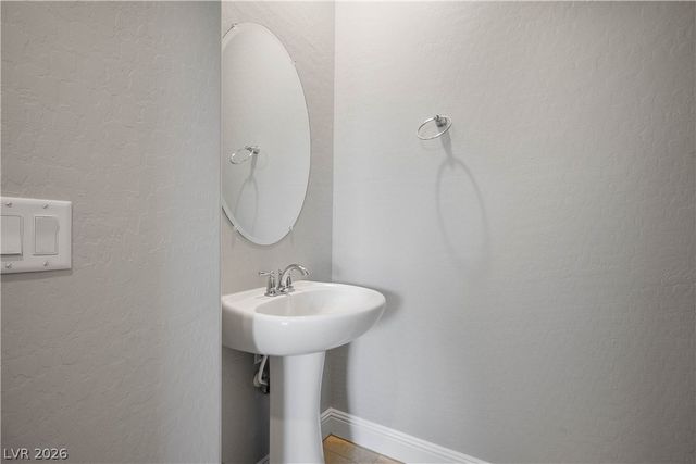 6432 Linden Street, North Las Vegas, NV 89086