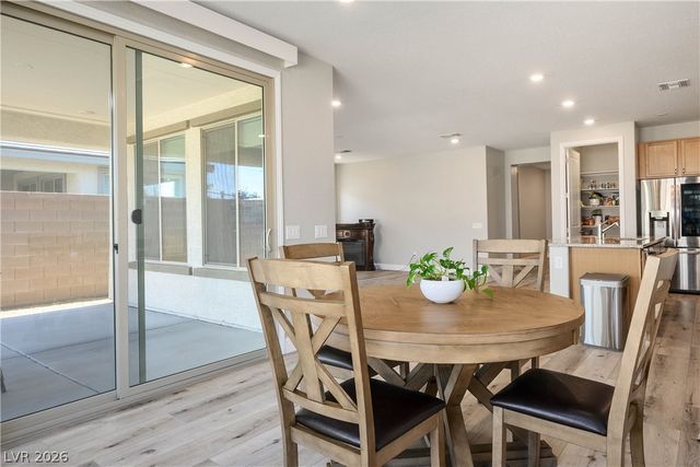 6432 Linden Street, North Las Vegas, NV 89086