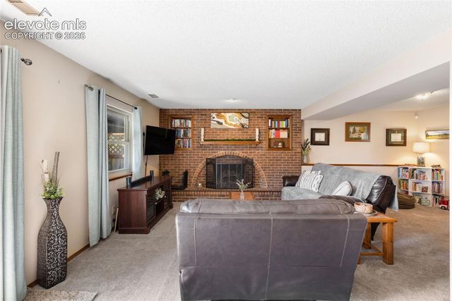 3345 Lynnwood Way, Colorado Springs, CO 80918