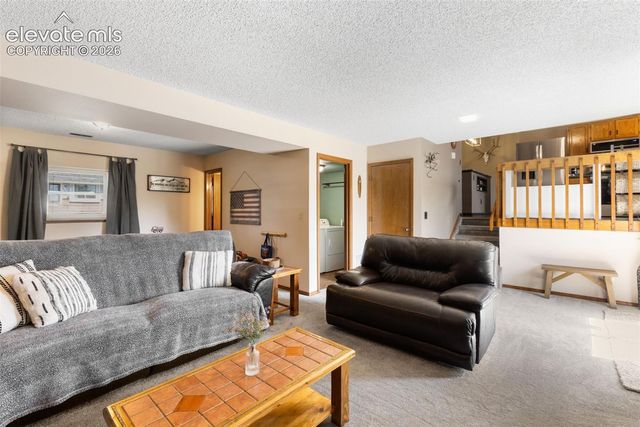 3345 Lynnwood Way, Colorado Springs, CO 80918