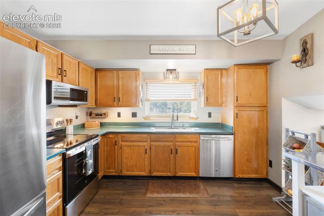 3345 Lynnwood Way, Colorado Springs, CO 80918