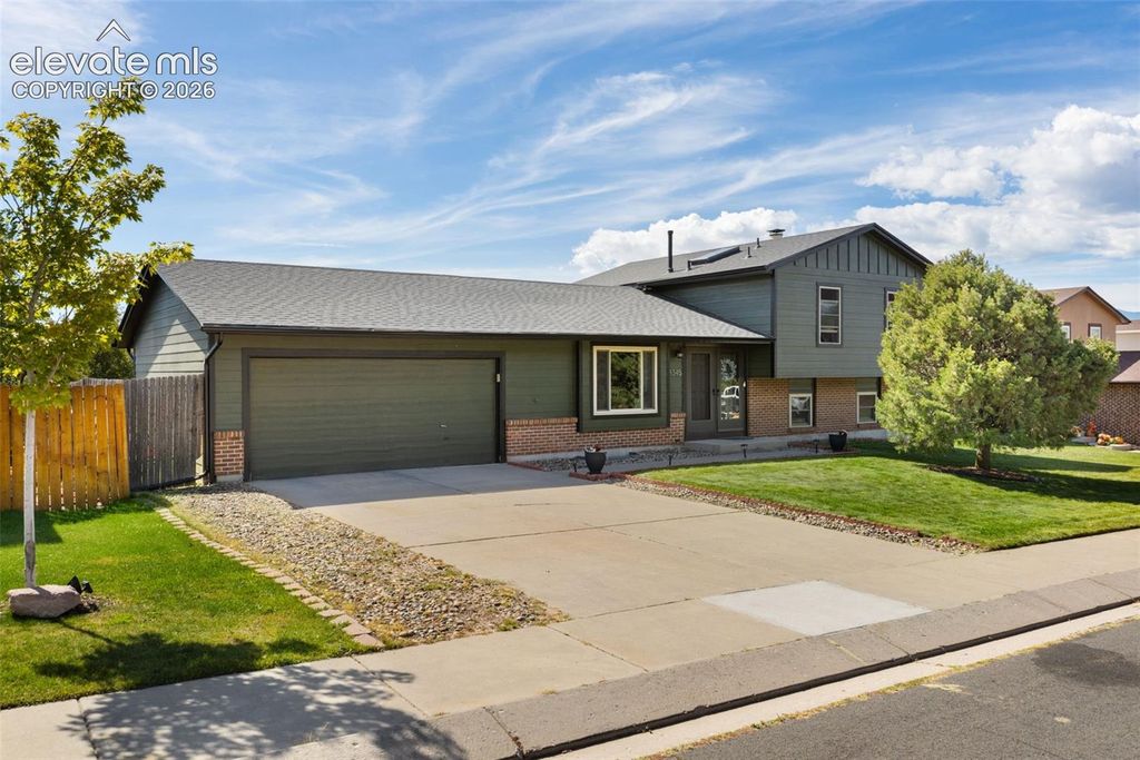 3345 Lynnwood Way, Colorado Springs, CO 80918