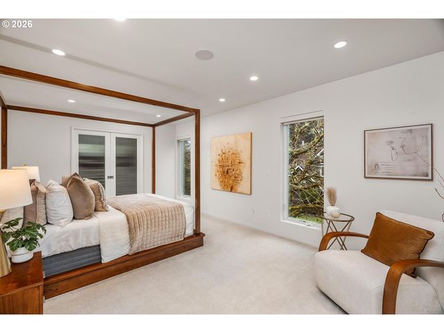 4808 Sw STONEBROOK Ct, Portland, OR 97239