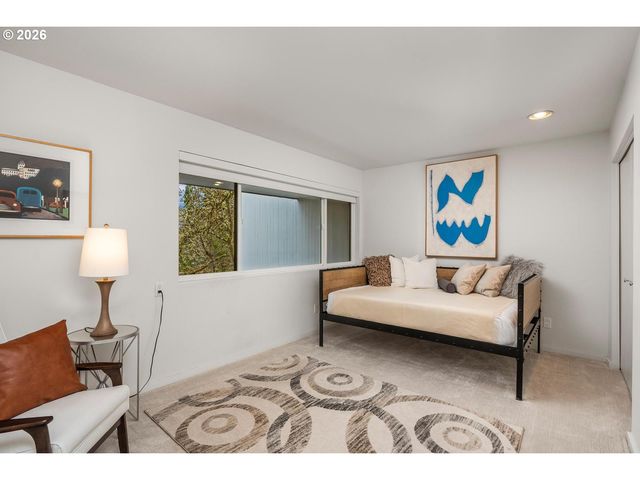 4808 Sw STONEBROOK Ct, Portland, OR 97239