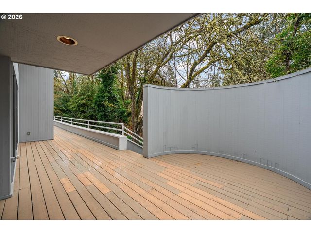 4808 Sw STONEBROOK Ct, Portland, OR 97239