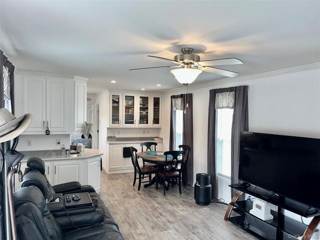 509 5th Avenue, Middletown, NY 10941