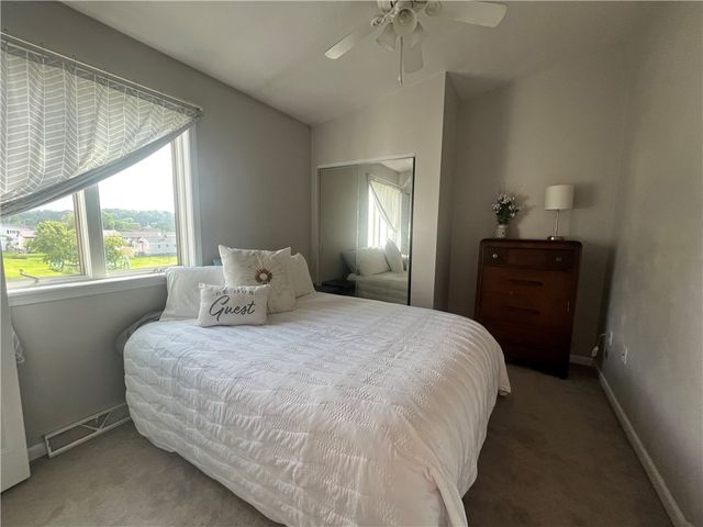 2464 Sunset Ave, North Huntingdon, PA 15642