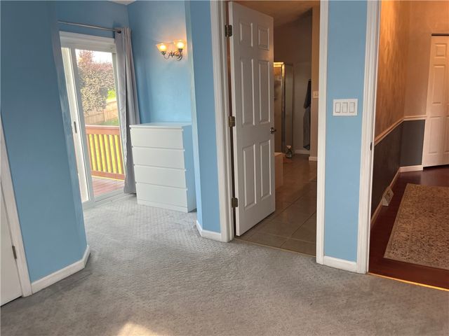 2464 Sunset Ave, North Huntingdon, PA 15642